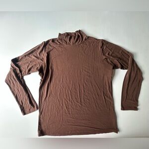 Numi Brown Mock Neck Long Sleeve 
Fabric is soft and lightweight 

Size XL